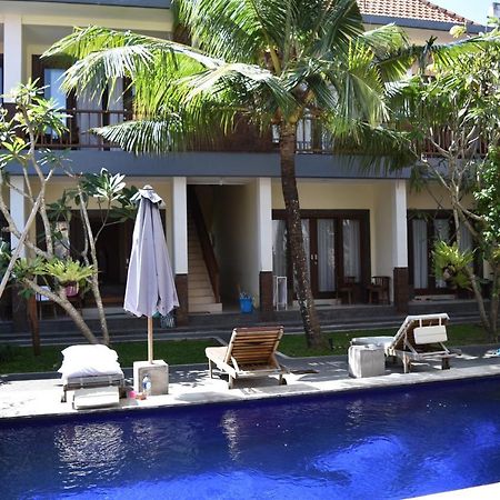 Dabumito Guest House Canggu Exterior foto